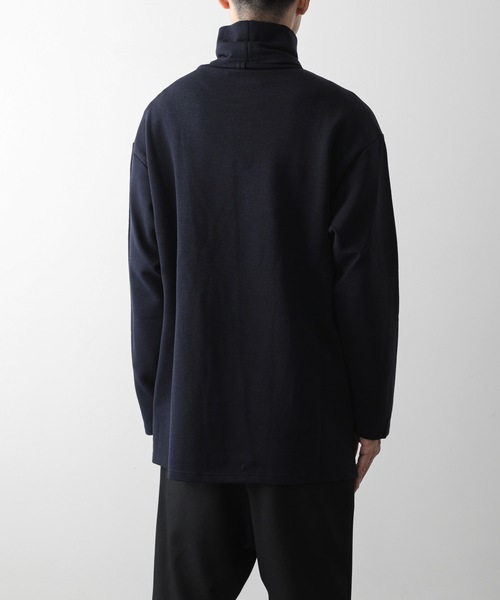 ato(アトウ)の「TURTLENECK PULL-OVER(Tシャツ/カットソー・メンズ・ブラック/ネイビー/ライトベージュ・46/48)」の8枚目の写真