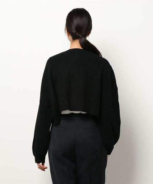 ehka sopo(エヘカソポ)の「ケーブルクロップドカーディガン(カーディガン/ボレロ・レディース・ブラウン/ブルー/キナリ/ブラック・フリ-)」の6枚目の写真