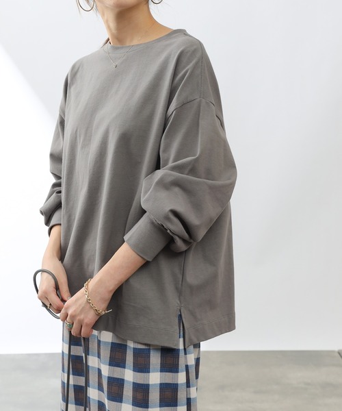 COLONY 2139（コロニートゥーワンスリーナイン）の「ソフトコットンボリューム袖ロンT（Tシャツ/カットソー・レディース・オフホワイト/ブラック/ライトグレー・FREE）」の3枚目の写真