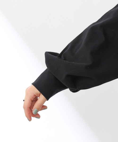 COLONY 2139（コロニートゥーワンスリーナイン）の「ソフトコットンボリューム袖ロンT（Tシャツ/カットソー・レディース・オフホワイト/ブラック/ライトグレー・FREE）」の10枚目の写真