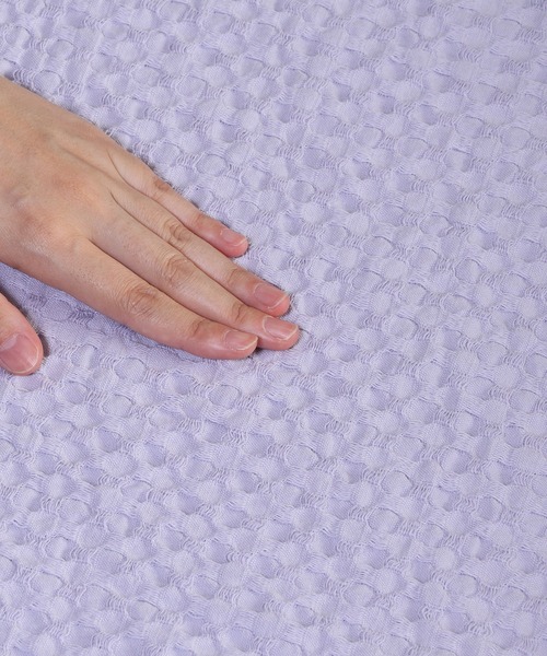 KATHARINE ROSS（キャサリンロス）の「【KATHARINE ROSS】CIRKEL ベッドカバーやソファーカバーにも使えるワッフルコットンスローケット140×200 WEB限定（ブランケット・レディース・チャコールグレー/アイボリー/ライトパープル/マスタード・MEDIUM）」の15枚目の写真