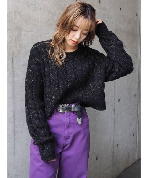 EVRIS（エヴリス）の「ショートラメケーブルニット（ニット/セーター・レディース・グリーン/ホワイト/ブラック・FREE）」の10枚目の写真