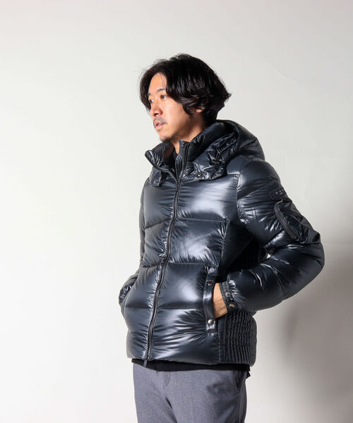 TATRAS(タトラス)の「【TATRAS/タトラス】BELBO ダウンジャケット MTAT21A4562-D(ダウンジャケット/コート・メンズ・ブラック/チャコールグレー・LARGE/X-LARGE/MEDIUM)」の11枚目の写真