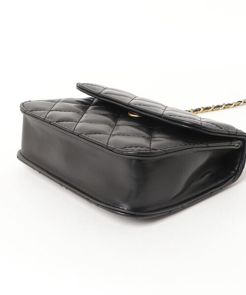 .KOM（ドットコム）の「『.kom/ドットケーオーエム』キルティングミニチェーンバッグ（ショルダーバッグ・レディース・ホワイト/ボルドー/ブラック・FREE）」の8枚目の写真