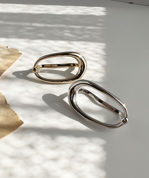 CEMONEMO(セモネモ)の「メタル オーバル ダブルフィンガーリング(リング・レディース・シルバー/ゴールド・FREE)」の4枚目の写真