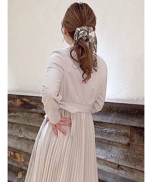 RESEXXY（リゼクシー）の「チェーンパターンスカーフ（バンダナ/スカーフ・レディース・ベージュ/ピンク・FREE）」の8枚目の写真