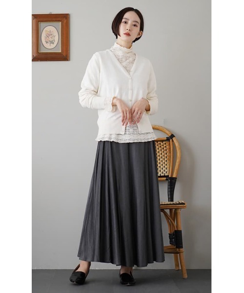 zootie(ズーティー)の「刺繍起毛レース メロウハイネックトップス(Tシャツ/カットソー・レディース・ブラック/オフホワイト・M)」の5枚目の写真