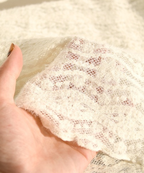 zootie(ズーティー)の「刺繍起毛レース メロウハイネックトップス(Tシャツ/カットソー・レディース・ブラック/オフホワイト・M)」の4枚目の写真