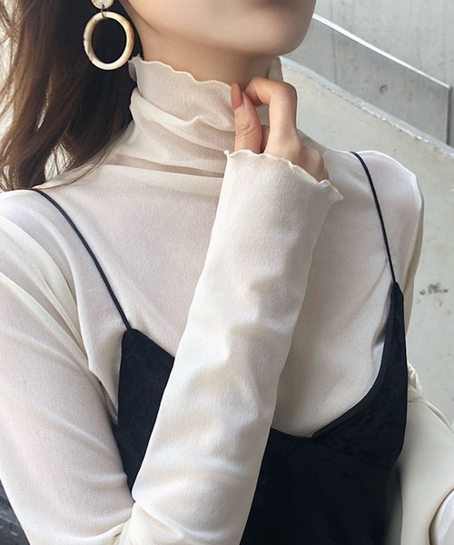 MAISON BREEZE（メゾンブリーズ）の「【MAISON BREEZE】ボトルネックシアーカットソー KNF（Tシャツ/カットソー・レディース・ホワイト/ブラック/グレー/アイボリー・FREE）」の5枚目の写真