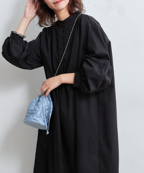 【ZOZOTOWN限定】バンドカラー高密度ブロードギャザーワンピース