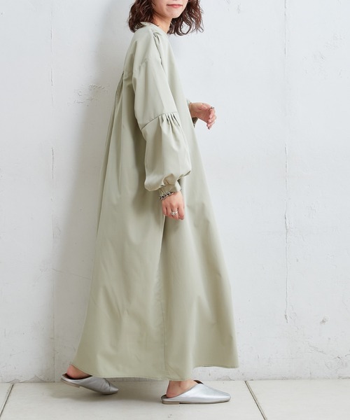 【ZOZOTOWN限定】バンドカラー高密度ブロードギャザーワンピース