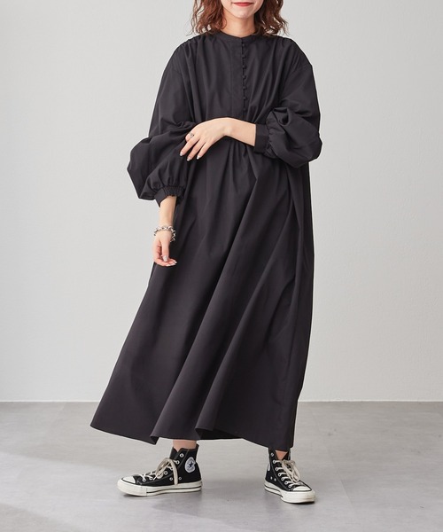 【ZOZOTOWN限定】バンドカラー高密度ブロードギャザーワンピース