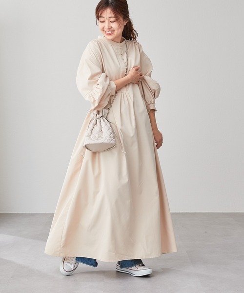【ZOZOTOWN限定】バンドカラー高密度ブロードギャザーワンピース