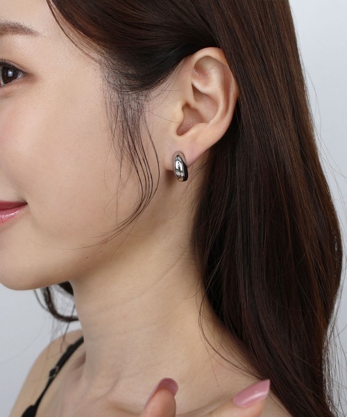 セール】メタル ぷっくり クリップイヤリング（イヤリング）｜CEMONEMO