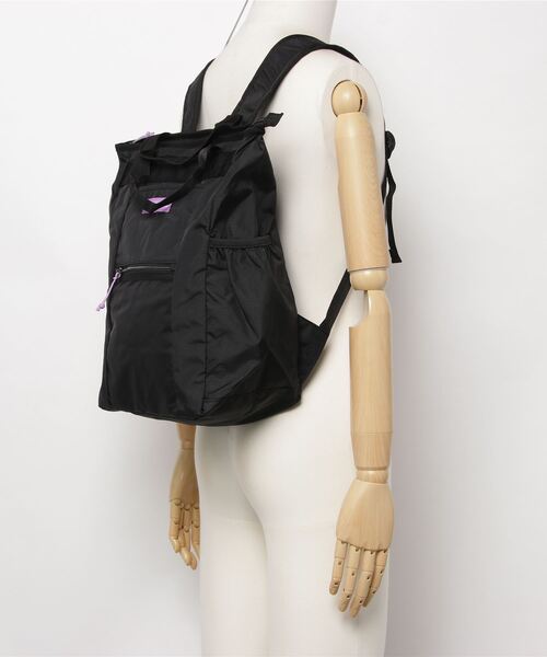 Columbia(コロンビア)の「コロンビア【Colombia】Reverse Code TM 20L Packable 2Way Tote(トートバッグ・メンズ・ブラック/ブラック×パープル/ブラック×レッド・フリー)」の7枚目の写真