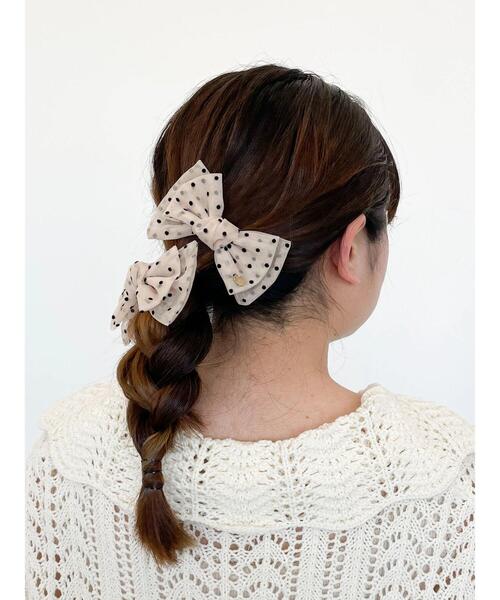 SLURR(スラ―)の「ドットチュールダブルリボンクリップ(バレッタ/ヘアクリップ・レディース・ブラック/オフホワイト・FREE)」の8枚目の写真