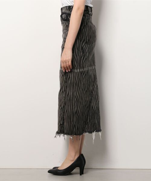 77circa(ナナナナサーカ)の「77Circa(ナナナナサーカ) circa make over print long skirt(スカート・レディース・トップグレー/グレー系その他/ミント/ダークオリーブ/ライム/シルバー系その他/ダークグレー・30/28)」の14枚目の写真