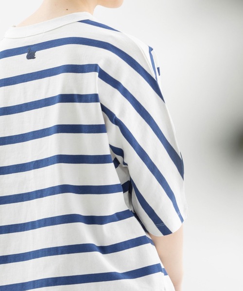 nop de nod(ノップドゥノッド)の「Cloche USコットン5分袖Tシャツ(Tシャツ/カットソー・レディース・ブラック/オフホワイト/インディゴブルー/ブルー/ブルー系その他/スミクロ/ダークベージュ・3)」の20枚目の写真