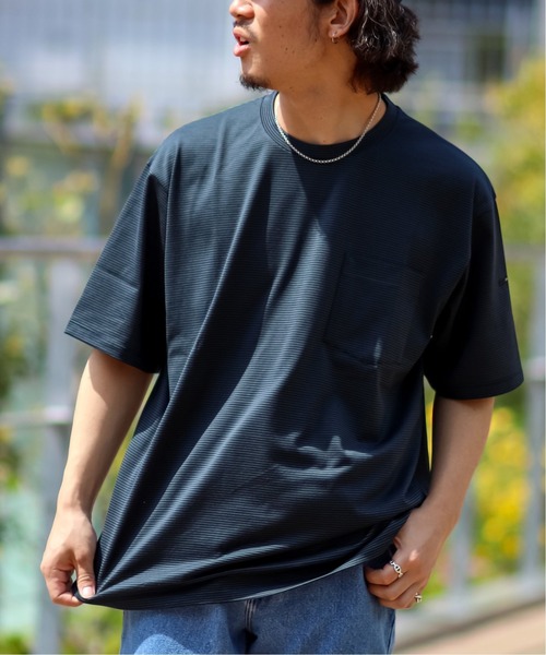 ORCIVAL(オーシバル)の「【ORCIVAL / オーシバル(オーチバル)】 CREW NECK SHORT SLEEVE POCKET-T(Tシャツ/カットソー・メンズ・ブラック/ネイビー・4/5)」の2枚目の写真