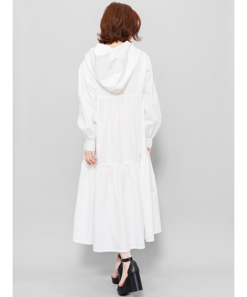 mili an deni（ミリアンデニ）の「綿100%フード付きティアードシャツワンピース（シャツワンピース・レディース・ホワイト/ブラック/ベージュ/ミント/ダークブルー・M）」の7枚目の写真