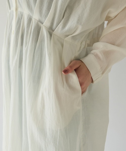 RIVE DROITE(リヴドロワ)の「コットンシアーシャツワンピース(ワンピース・レディース・オフホワイト/ブラック・FREE)」の13枚目の写真