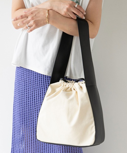rectangle（レクタングル）の「ワンハンドル巾着トートバッグ（トートバッグ・レディース・ブラック/アイボリー・FREE）」の4枚目の写真