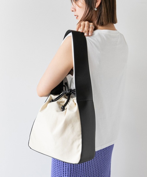 rectangle（レクタングル）の「ワンハンドル巾着トートバッグ（トートバッグ・レディース・ブラック/アイボリー・FREE）」の15枚目の写真
