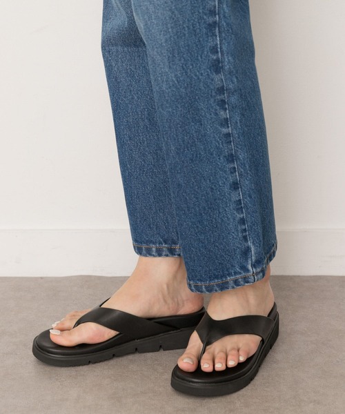 RODE SKO（ロデスコ）の「厚底トングサンダル（サンダル・レディース・ホワイト/ブラック・37/38）」の16枚目の写真