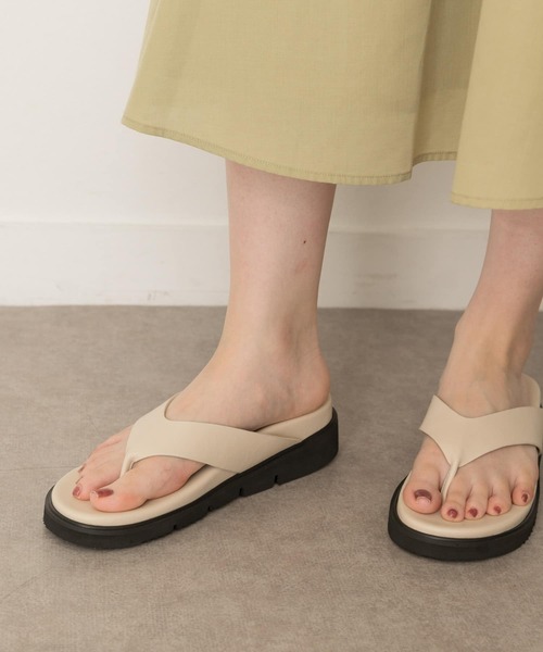 RODE SKO（ロデスコ）の「厚底トングサンダル（サンダル・レディース・ホワイト/ブラック・37/38）」の9枚目の写真