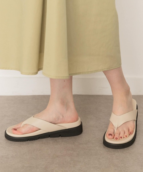 RODE SKO（ロデスコ）の「厚底トングサンダル（サンダル・レディース・ホワイト/ブラック・37/38）」の11枚目の写真