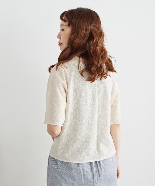 chambre de charme（シャンブルドゥシャーム）の「●cdc 綿麻 お花ジャガード 5分袖プルオーバー（Tシャツ/カットソー・レディース・キナリ/ブラック・FREE）」の6枚目の写真