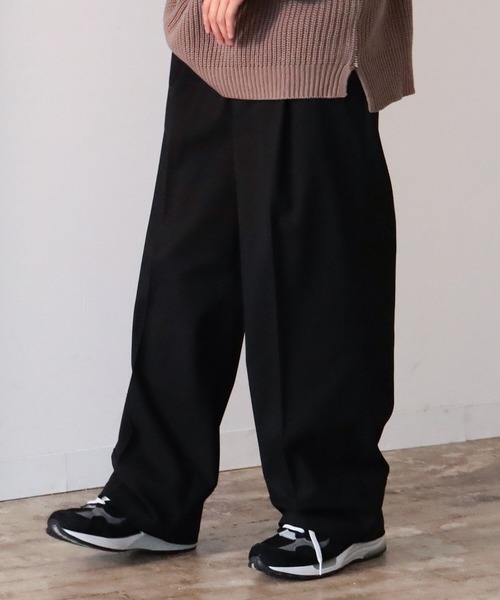 BeAMS DOT(ビームスドット)の「【WEB限定】BeAMS DOT / ワイド ストレートパンツ(その他パンツ・メンズ・ブラック/グリーン・SMALL/MEDIUM/LARGE)」の2枚目の写真