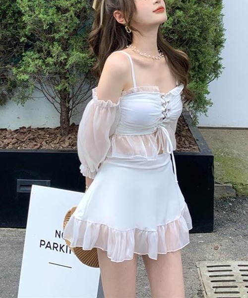 gossip！ロサンゼルス（ゴシップロサンゼルス）の「Y2K ハイウエストスカート フリルトップス スリーブ付き 体型カバー 2点セット水着（水着・レディース・ホワイト/ブラック・FREE）」の5枚目の写真