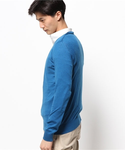 JOHN SMEDLEY（ジョンスメドレー）の「JOHN SMEDLEY / 30ゲージVネックニット（ニット/セーター・メンズ・ブルー系その他/ネイビー/シルバー/レッド系その他・M/40/L/43/S/38）」の15枚目の写真
