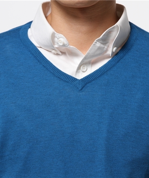 JOHN SMEDLEY（ジョンスメドレー）の「JOHN SMEDLEY / 30ゲージVネックニット（ニット/セーター・メンズ・ブルー系その他/ネイビー/シルバー/レッド系その他・M/40/L/43/S/38）」の13枚目の写真