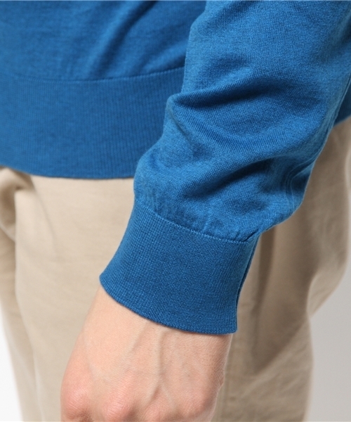 JOHN SMEDLEY（ジョンスメドレー）の「JOHN SMEDLEY / 30ゲージVネックニット（ニット/セーター・メンズ・ブルー系その他/ネイビー/シルバー/レッド系その他・M/40/L/43/S/38）」の14枚目の写真