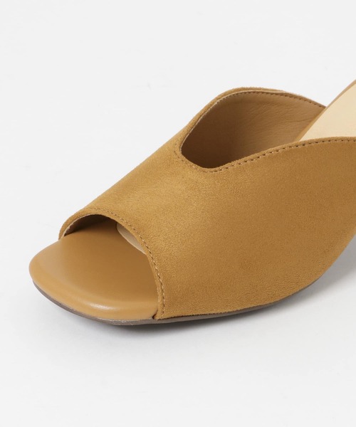 URBAN RESEARCH DOORS（アーバンリサーチドアーズ）の「Uカットスエードサンダル（サンダル・レディース・ブラック/イエロー系その他・38/36/37）」の10枚目の写真