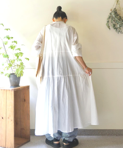 JOURNAL STANDARD LUXE（ジャーナルスタンダード　ラックス）の「キャンブリック ティアードワンピース（ワンピース・レディース・ホワイト/ネイビー・FREE）」の10枚目の写真