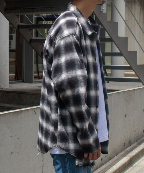 GLOSTER（グロスター）の「【GLOSTER/グロスター】オンブレ チェック オープンカラーシャツ カットオフ USD加工（シャツ/ブラウス・メンズ・ブラック系その他・M/L）」の5枚目の写真