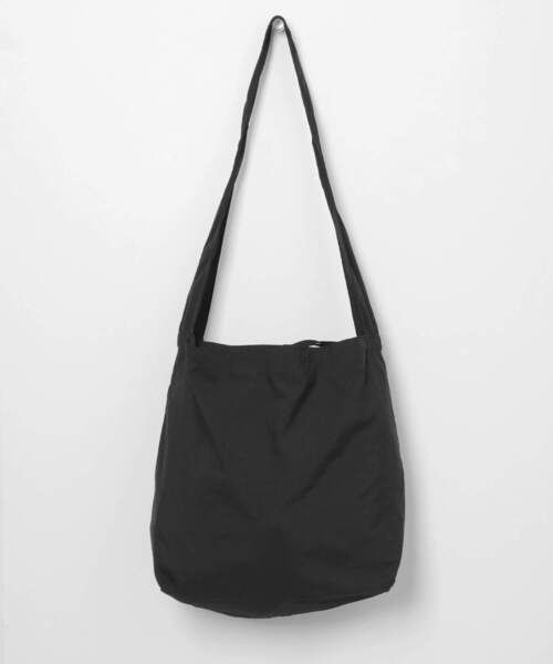 URBAN RESEARCH DOORS（アーバンリサーチドアーズ）の「ナイロンマーケットショルダー（ショルダーバッグ・メンズ・ベージュ/グレー/ブラック・-）」の8枚目の写真