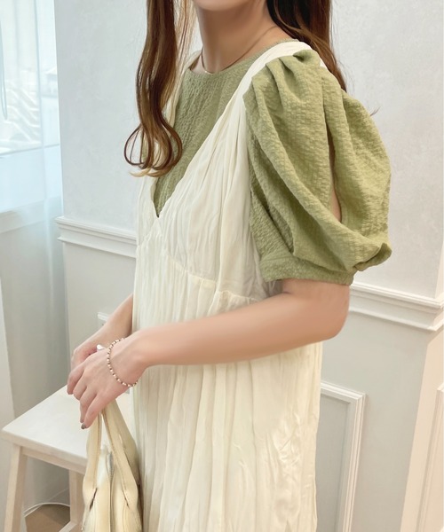apres jour(アプレジュール)の「スリットショルダーショートプルオーバー【ZOZOTOWN限定アイテム】(シャツ/ブラウス・レディース・ブラック/グリーン/オフホワイト・フリー/X-LARGE)」の3枚目の写真