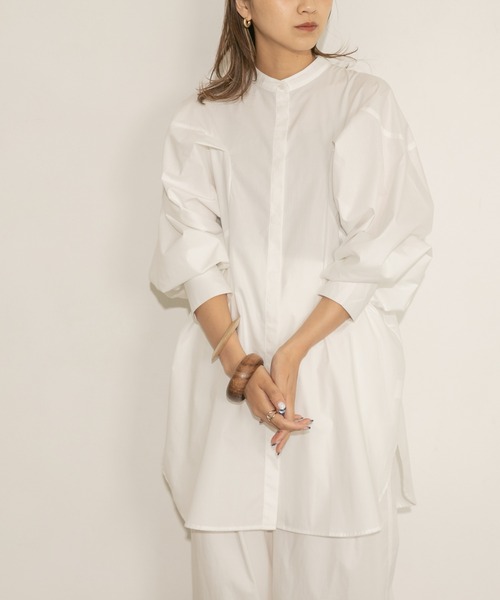 KBF(ケイビーエフ)の「ラウンドアームミニワンピース(ワンピース・レディース・チャコールグレー/オフホワイト/ラベンダー/ブラック・ONE)」の7枚目の写真