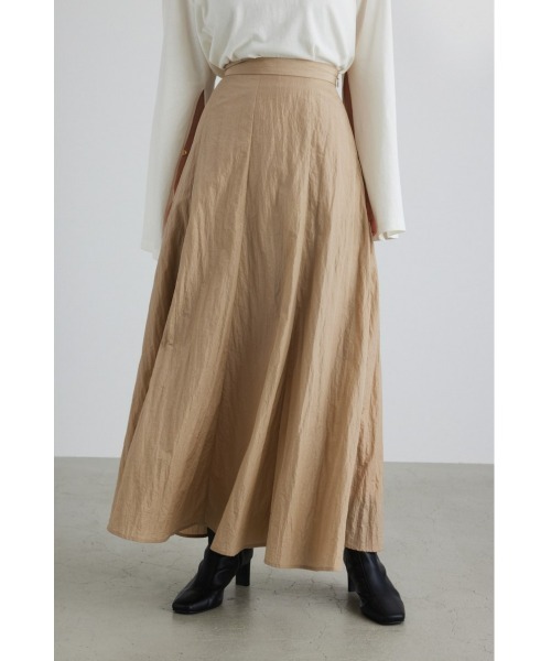 STYLEMIXER(スタイルミキサー)の「クラッシュナイロンナロースカート(スカート・レディース・ブラック/ベージュ/ボルドー・MEDIUM/SMALL/X-SMALL)」の3枚目の写真
