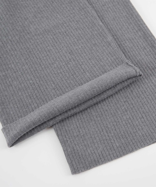 titivate(ティティベイト)の「リブニットサロペットパンツ(サロペット/オーバーオール・レディース・アイボリー/グレー/ブラック・S/M/L)」の9枚目の写真