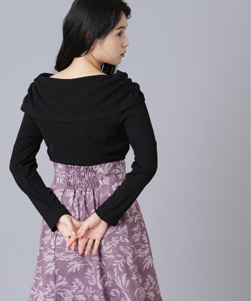 JILL by JILL STUART（ジルバイジルスチュアート）の「◇サイドギャザーオフショルカットソー（Tシャツ/カットソー・レディース・ボルドー/ブラック/パープル・FREE）」の6枚目の写真