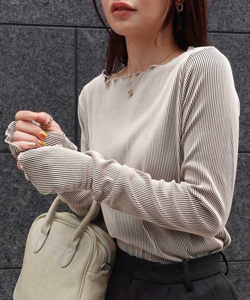 CORNERS（コーナーズ）の「配色見え指穴ウォーマーリブトップス（Tシャツ/カットソー・レディース・ブラック/ベージュ/ブラウン/オフホワイト/カーキ/ブルー・M）」の19枚目の写真