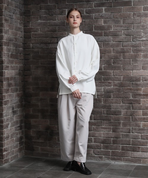 Art re A select(アトリエセレクト)の「【別注】Balloon Sleeve Bandcollar Oversized Shirt/ヘビーツイル バルーンスリーブ オーバーサイズ トロミ バンドカラーシャツ/スタンドカラーシャツ(シャツ/ブラウス・メンズ・ワイン/ブラック/ブラック系その他/ブルー/ホワイト系その他/レッド系その他/ライトグレー/ホワイト/ベージュ・M/L)」の21枚目の写真