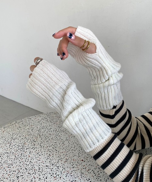 CAPRICIEUX LE'MAGE（カプリシューレマージュ）の「アームウォーマー（アームカバー・レディース・ホワイト/ベージュ/ブラウン/グレー・FREE）」の21枚目の写真