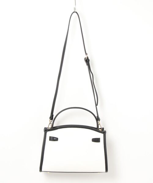 EDIT COLOGNE（エディットコロン）の「パイピングミニショルダーバッグ（ショルダーバッグ・レディース・ホワイト/シルバー・ﾌﾘ-）」の5枚目の写真