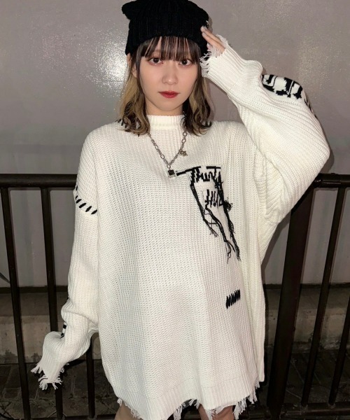 NOVESSEL(ノベセル)の「A'GEM/9 × .kom『NOVESSEL/ノベセル』ステッチデザインプルオーバーニット(ニット/セーター・レディース・ブラック/ホワイト・FREE)」の2枚目の写真